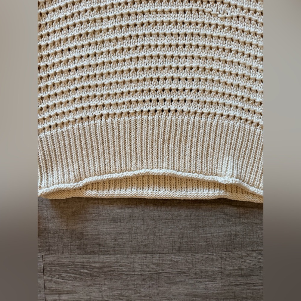 NWT Vineyard Vines Cream Hole Beach Martha’s Vineyard Inspired Sweater Size S - Picture 4 of 7